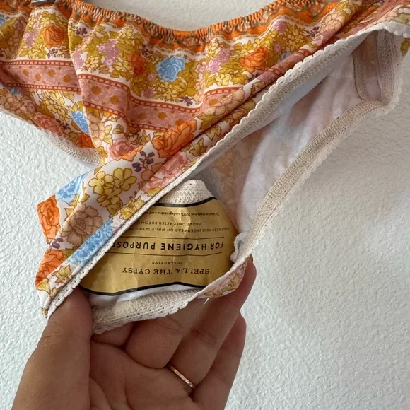 Spell Orange and Blue Floral bloomers - Picture 6 of 6